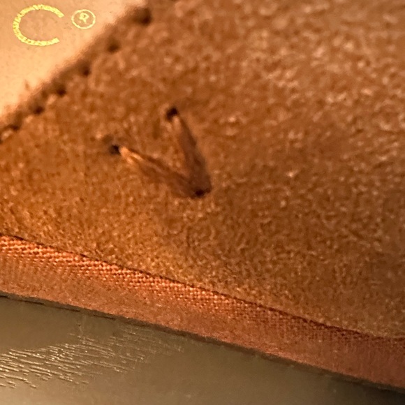 Vionic Women's Tan Brown Suede Crisscross Mules Size 6 - Picture 5 of 8